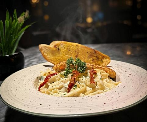 ALFREDO FETTUCCINE